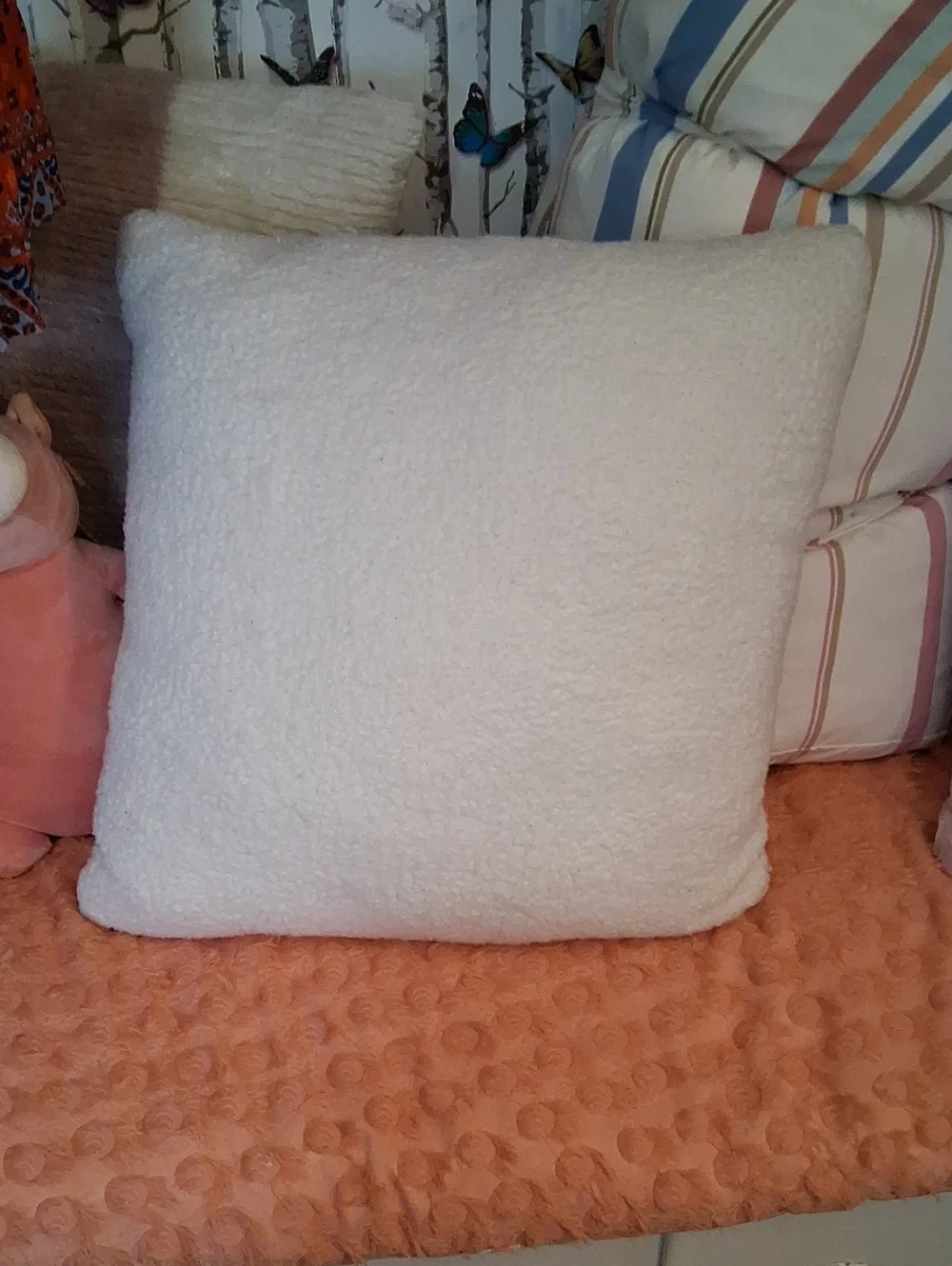 Textured Cable-Knit Decorative Throw Pillow in Cream
